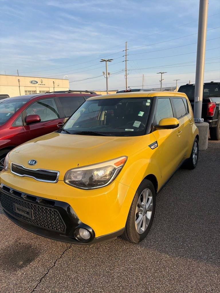 Used 2016 Kia Soul + image 4