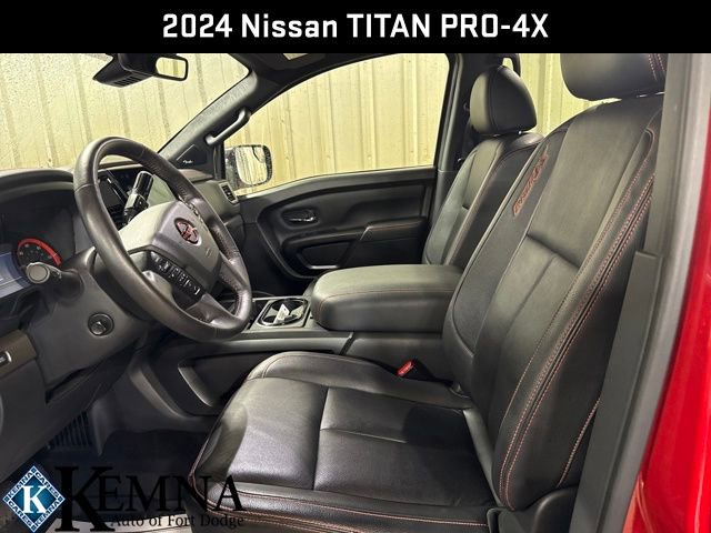Used 2024 Nissan Titan PRO-4X w/ Pro-4x Convenience Package image 12