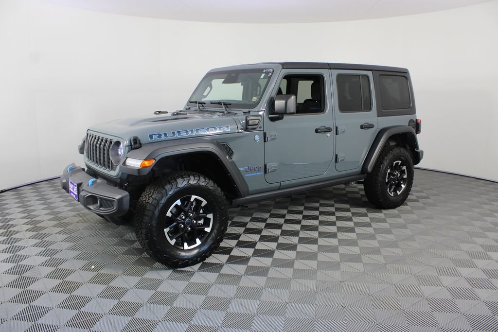 Used 2025 Jeep Wrangler Unlimited Rubicon 4xe AWD/4WD image 2