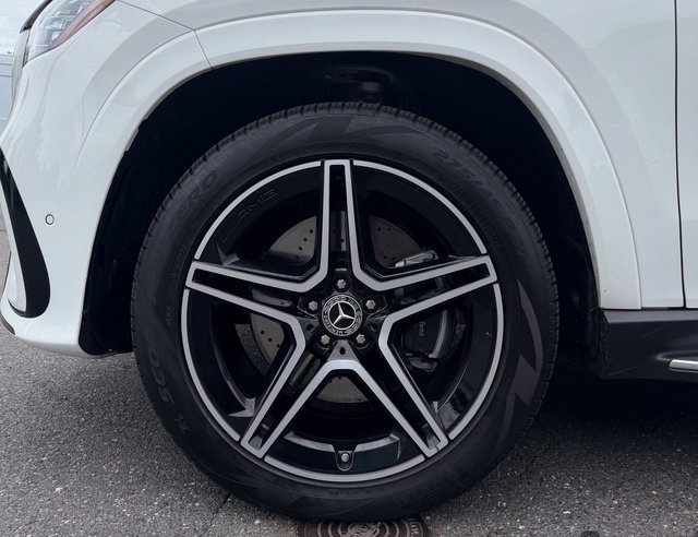 New 2026 Mercedes-Benz GLS 450 4MATIC image 11