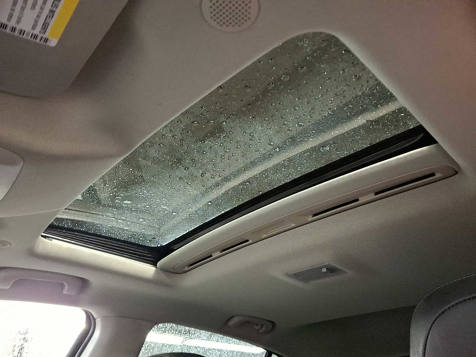 Used 2019 Buick Encore Essence w/ Experience Buick Package image 13