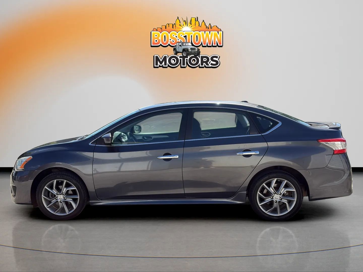 Used 2014 Nissan Sentra SR w/ SR Driver Package FWD image 3