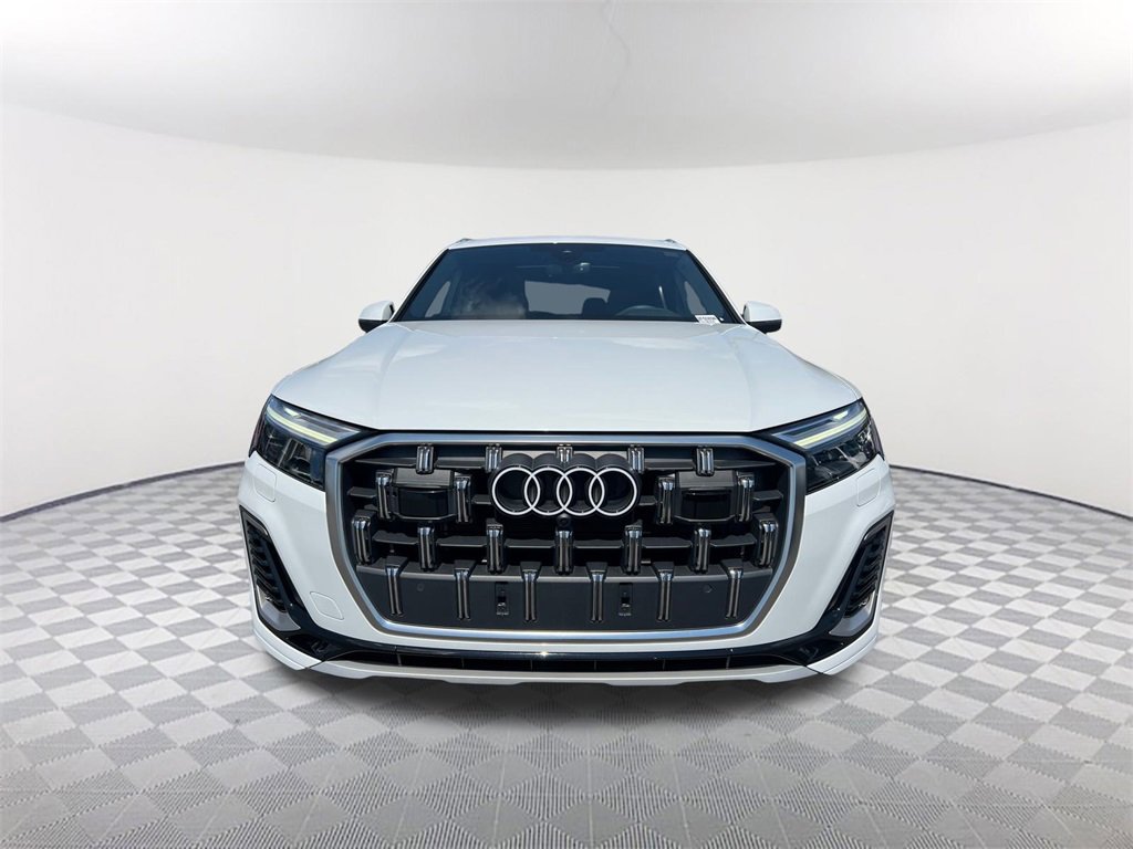 Used 2025 Audi Q7 2.0T Premium w/ Convenience Package image 2