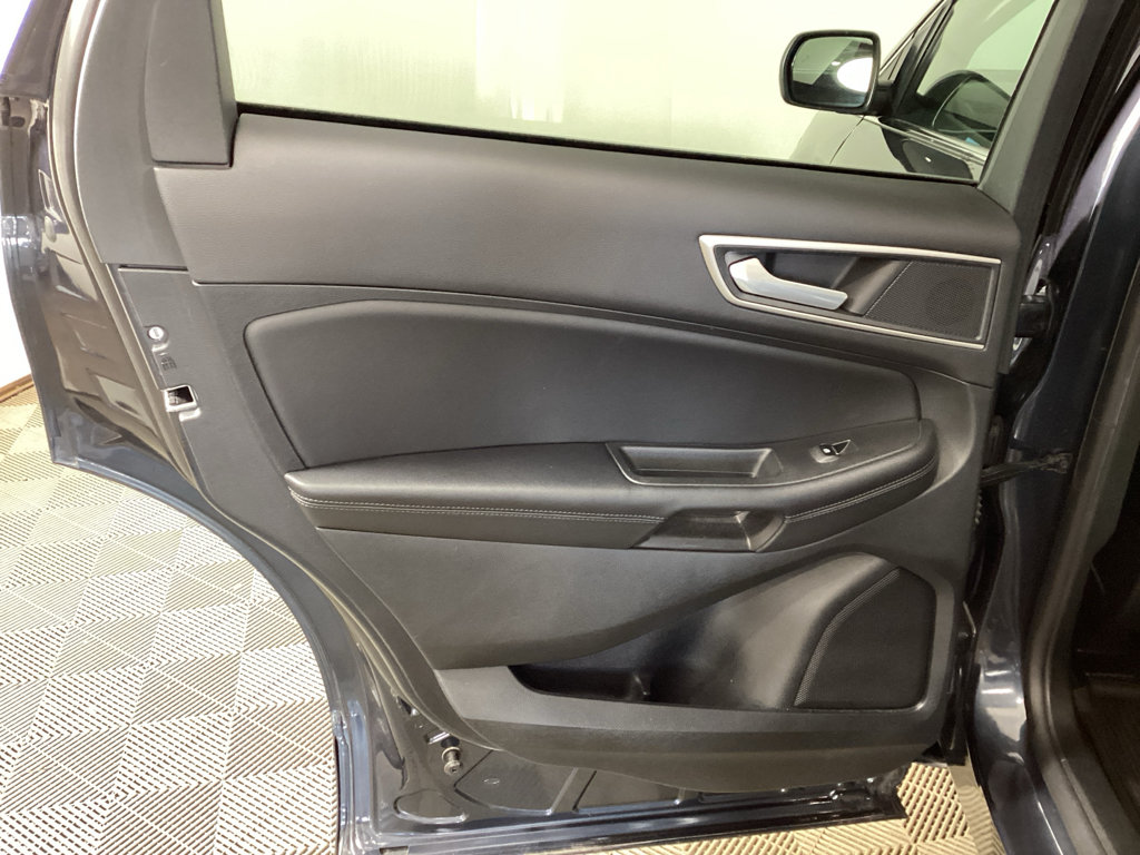 Used 2023 Ford Edge SEL w/ Convenience Package AWD/4WD image 15