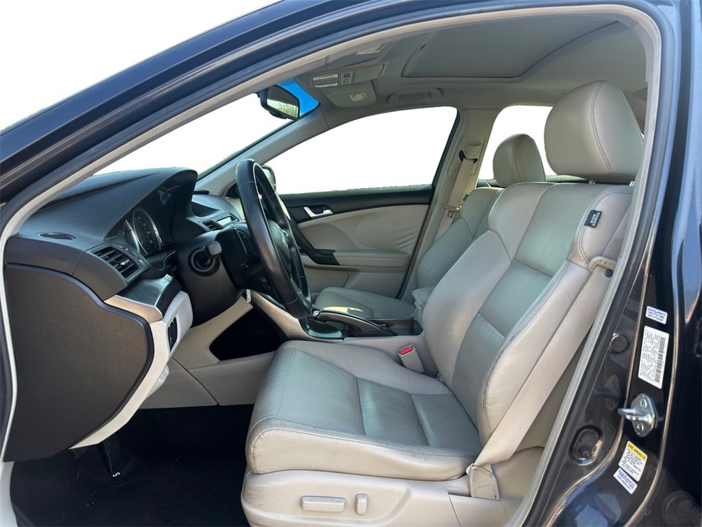 Used 2013 Acura TSX Sedan image 9