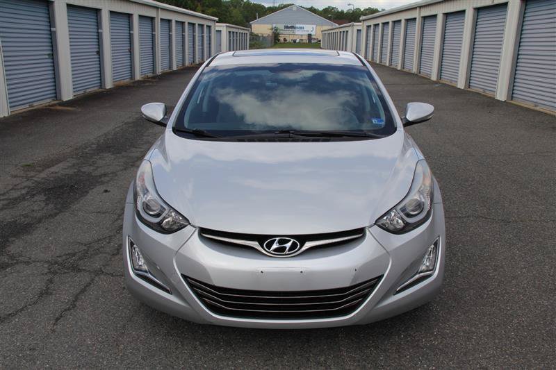 Used 2015 Hyundai Elantra Limited w/ Option Group 05 FWD image 3