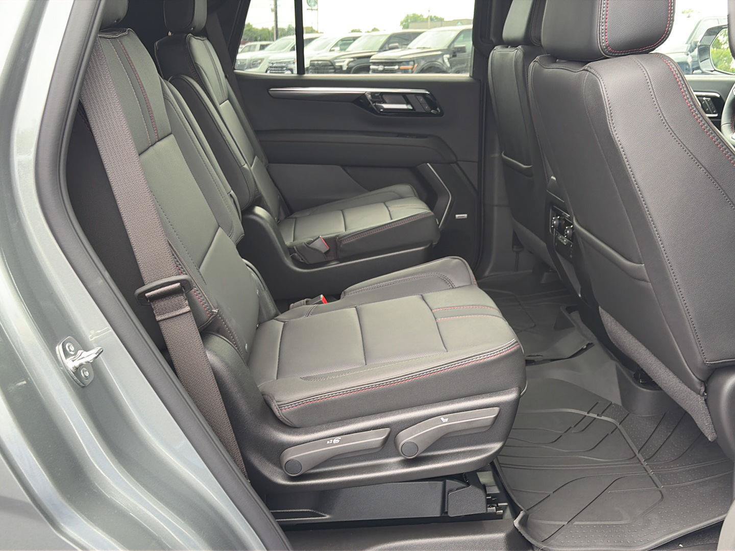 New 2026 Chevrolet Tahoe RST w/ RST Capability Package AWD/4WD image 22