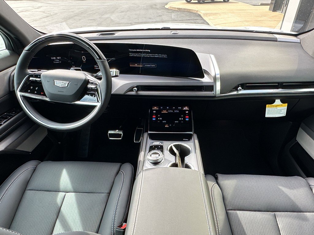 New 2026 Cadillac Vistiq Luxury AWD/4WD image 10