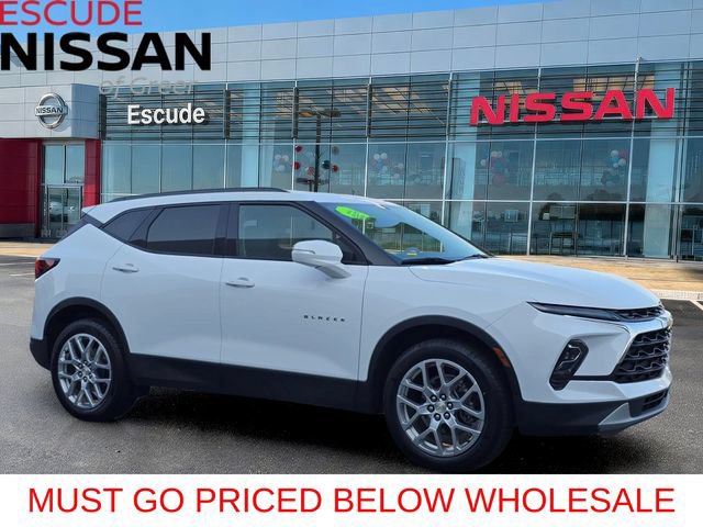 Used 2023 Chevrolet Blazer LT FWD image 1