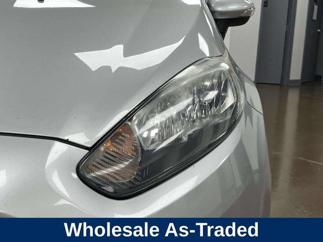 Used 2015 Ford Fiesta SE FWD image 9