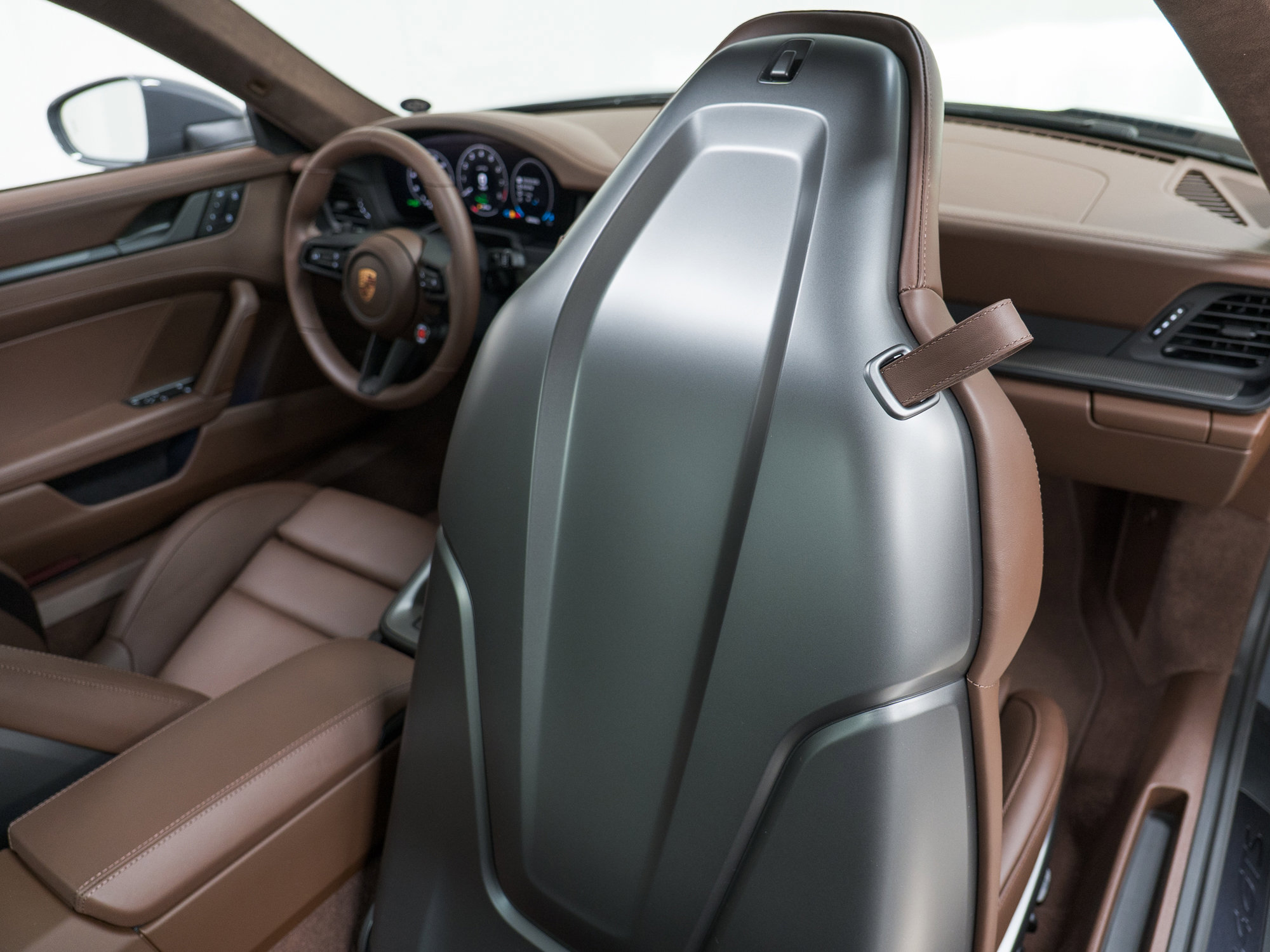 Used 2026 Porsche 911 Carrera 4 GTS image 32