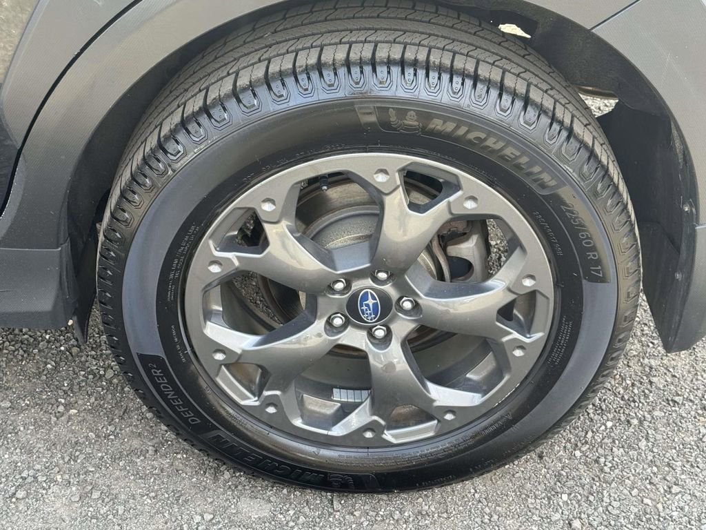 Used 2021 Subaru Crosstrek 2.5i Sport w/ Moonroof Package image 12