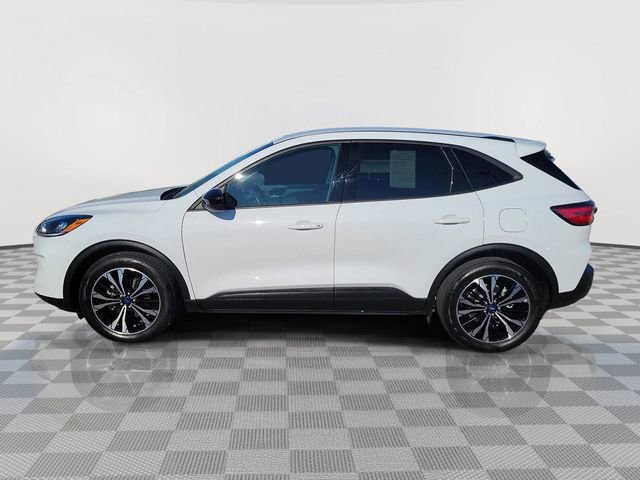 Certified 2022 Ford Escape SE w/ SE Sport Appearance Package FWD image 2