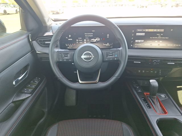 Certified 2025 Nissan Kicks SR w/ Illumination Package FWD image 14