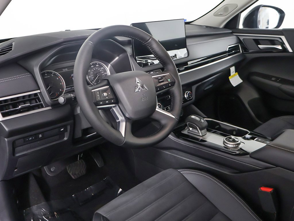 New 2026 Mitsubishi Outlander Trail Edition image 29