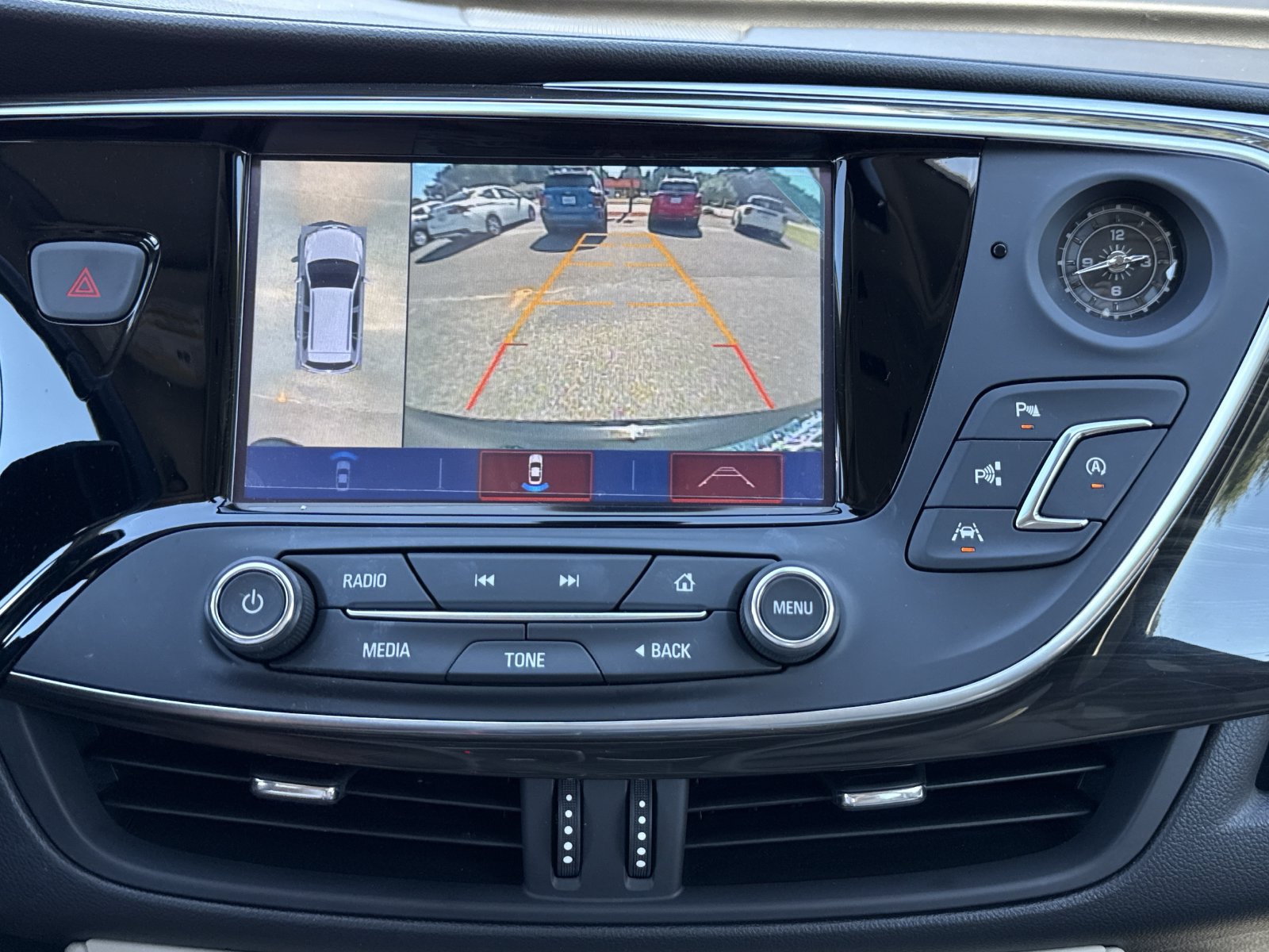 Used 2020 Buick Envision Premium w/ Driver Confidence Package AWD/4WD image 27