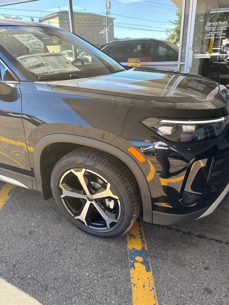 New 2026 Volkswagen Tiguan SE AWD/4WD image 5