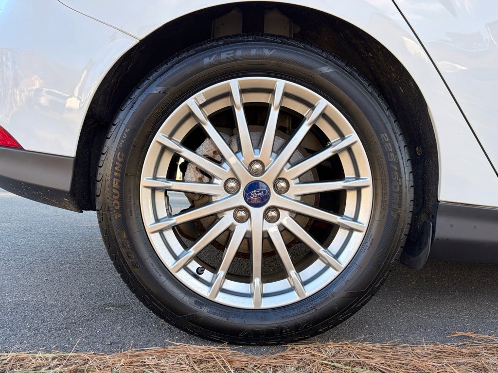 Used 2016 Ford Focus Electric Hatchback image 29