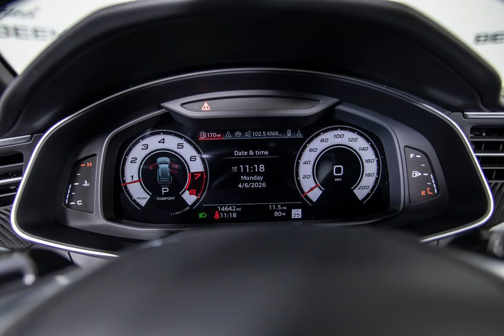 Used 2025 Audi RS 6 performance image 27