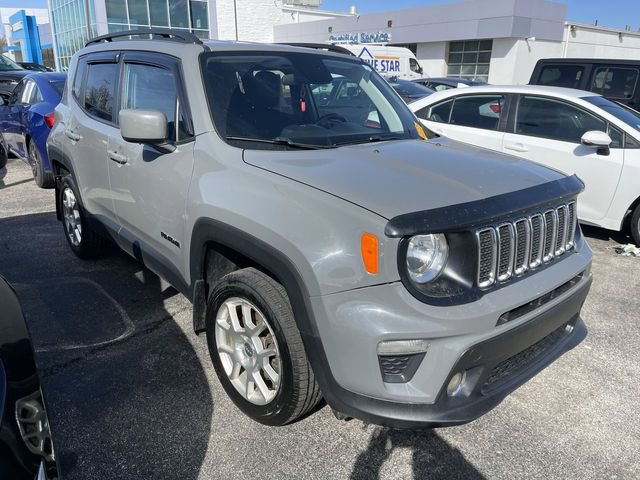 Used 2020 Jeep Renegade Latitude w/ Cold Weather Group image 13