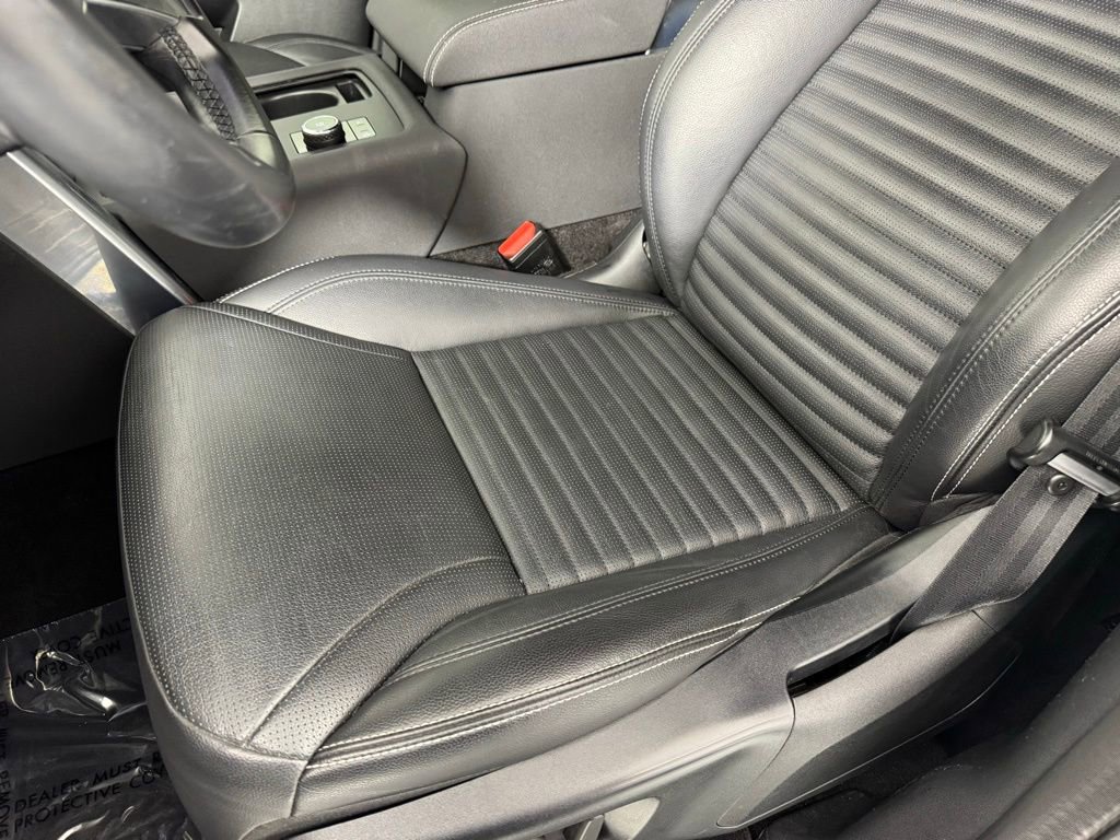 Used 2021 Land Rover Discovery S R-Dynamic image 20