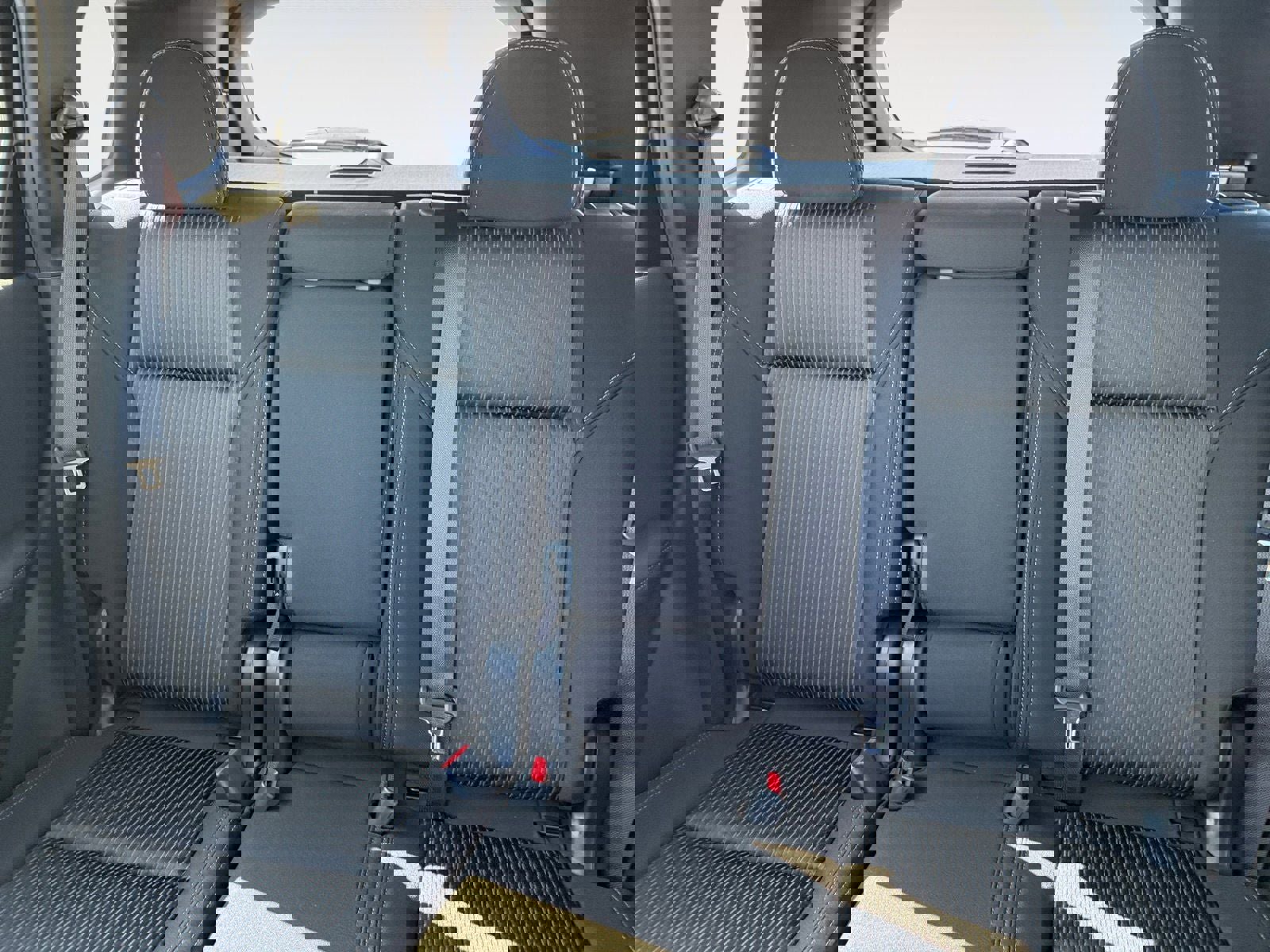 New 2025 Mitsubishi Outlander ES image 13