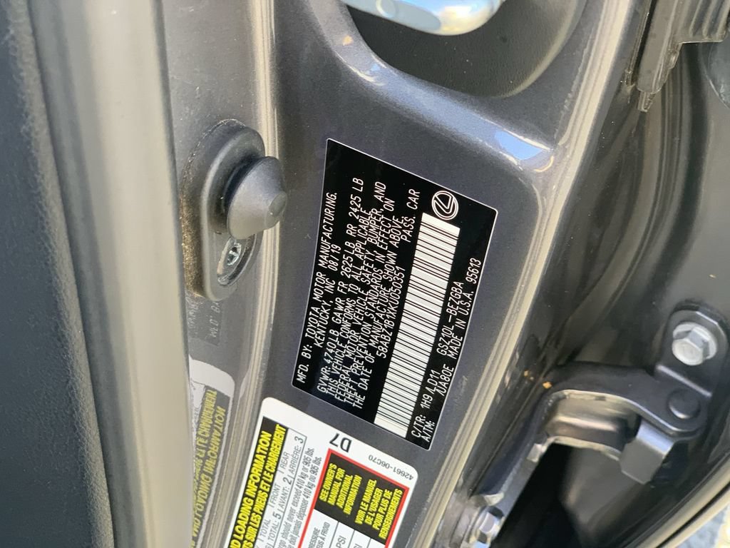 Used 2019 Lexus ES 350 w/ Premium Package FWD image 33