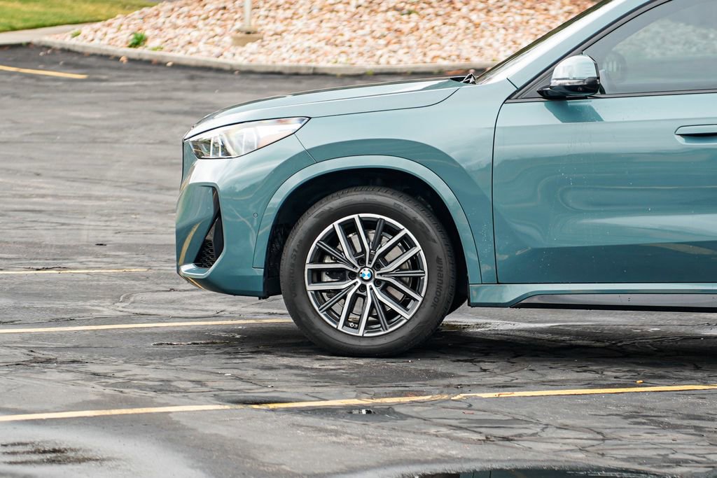 Used 2024 BMW X1 xDrive28i w/ Premium Package image 8