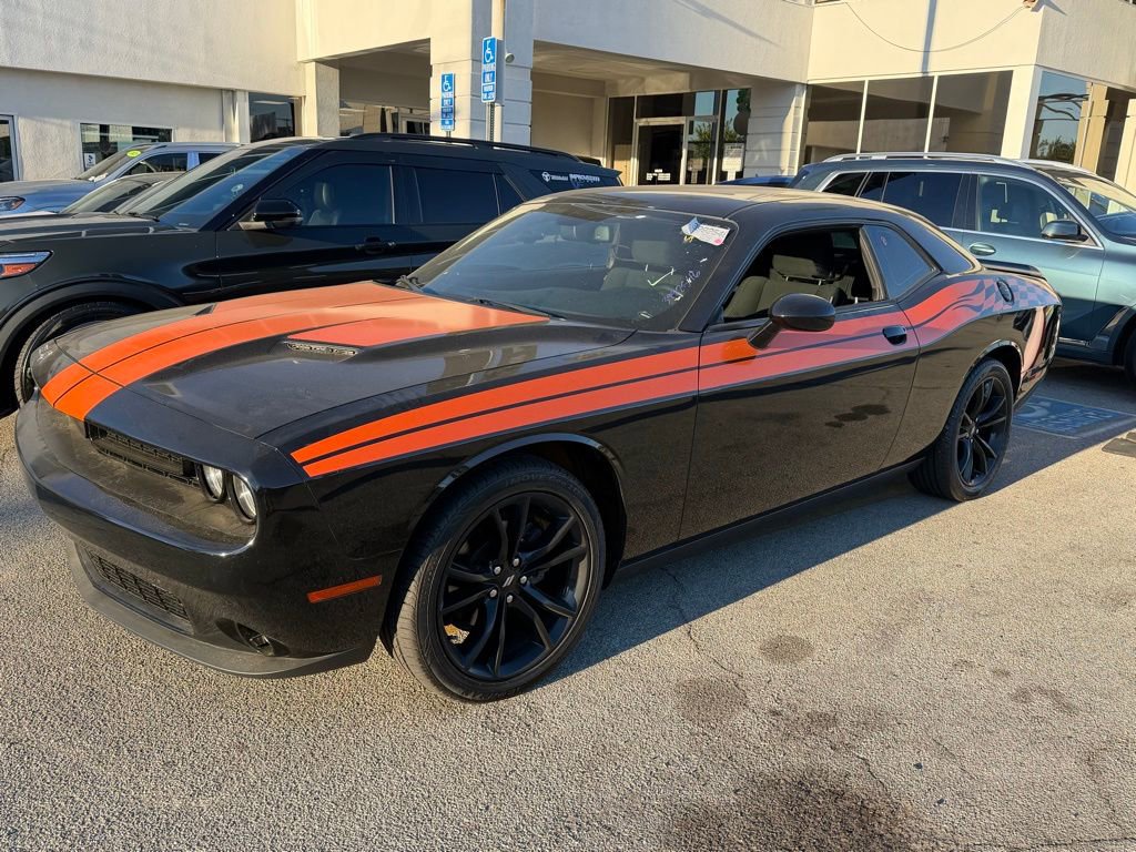 Used 2018 Dodge Challenger SXT w/ Blacktop Package image 3