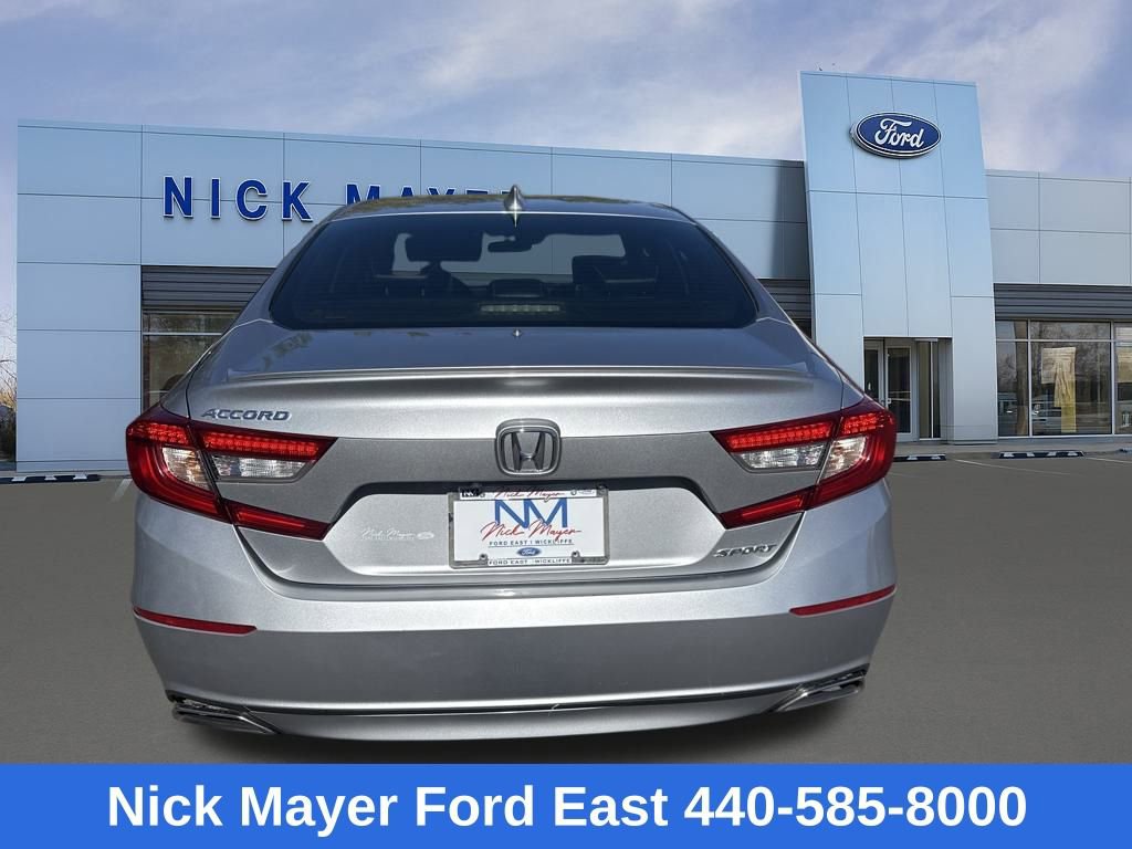 Used 2018 Honda Accord Sport image 4