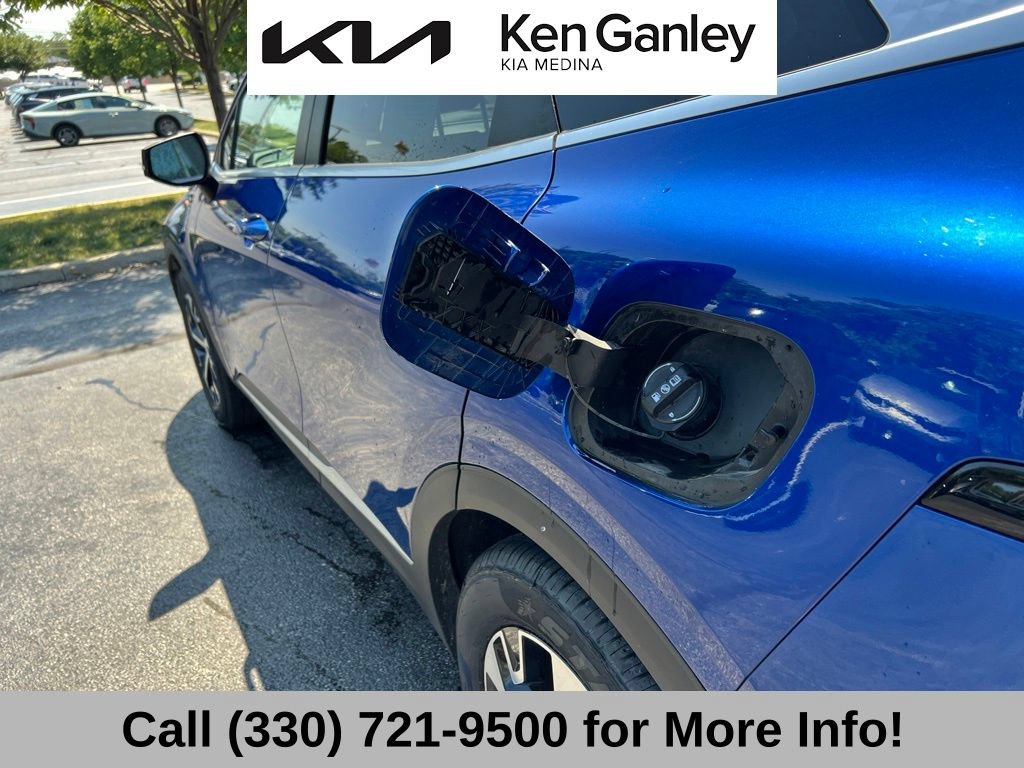 Certified 2024 Kia Sportage EX FWD image 51