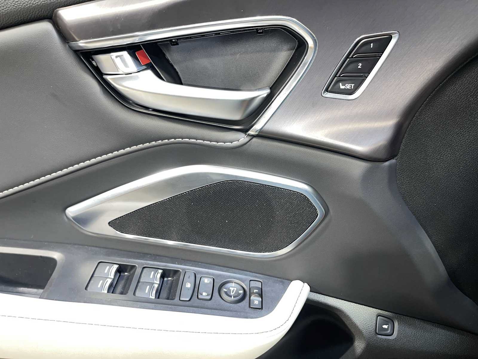 Certified 2026 Acura RDX SH-AWD image 23
