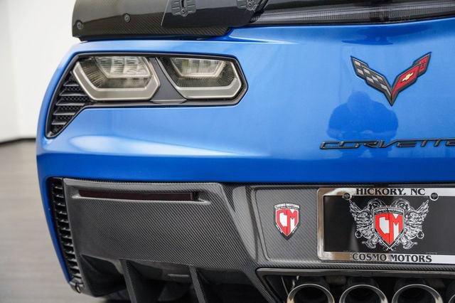 Used 2015 Chevrolet Corvette Z06 w/ 3LZ Preferred Equipment Group RWD image 32