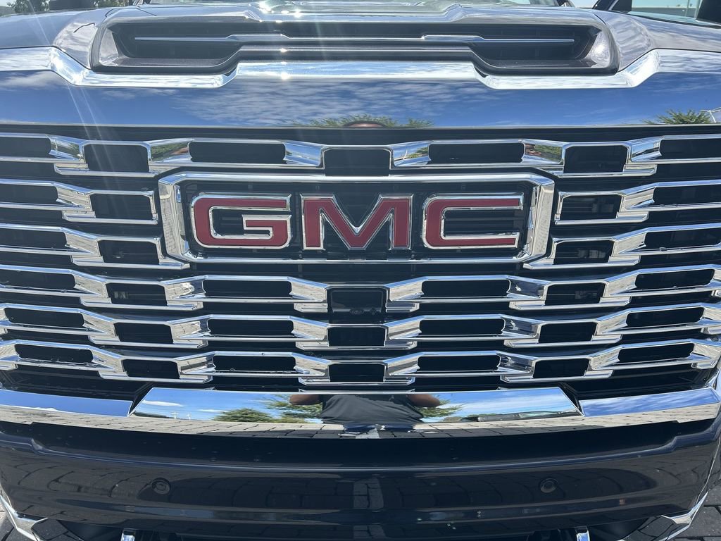New 2026 GMC Sierra 2500 Denali w/ Denali Reserve Package image 38