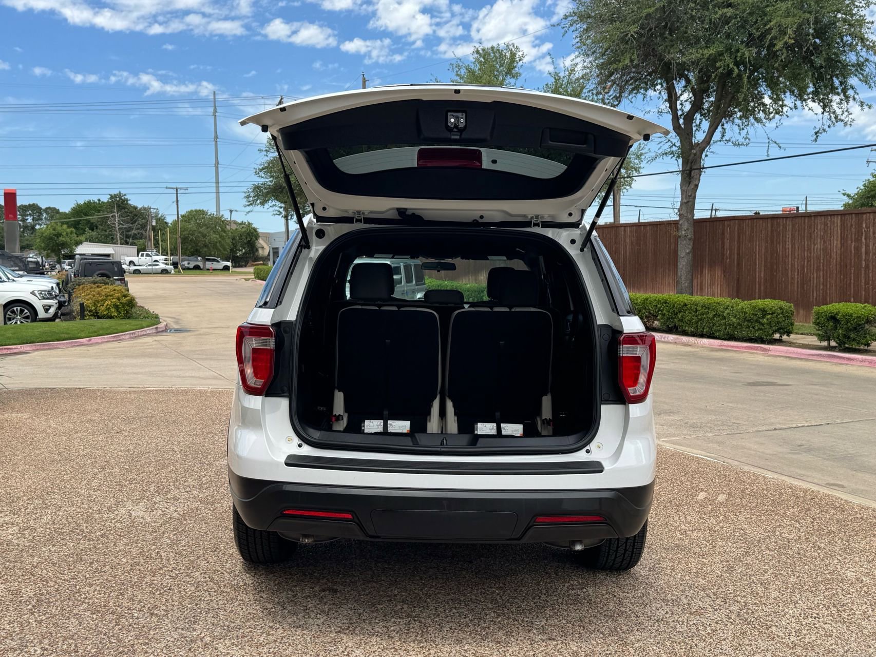 Used 2018 Ford Explorer 4WD image 13