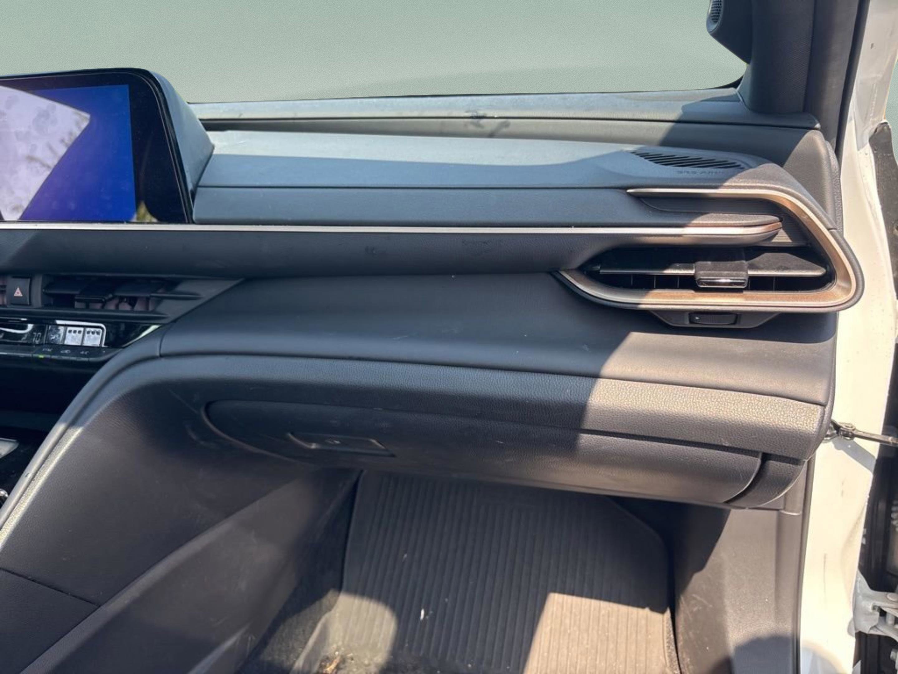 Used 2024 Toyota Crown Limited AWD/4WD image 34