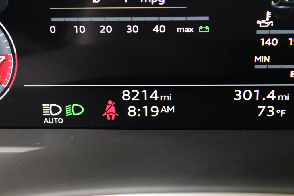 Used 2025 Audi SQ7 Prestige AWD/4WD image 11