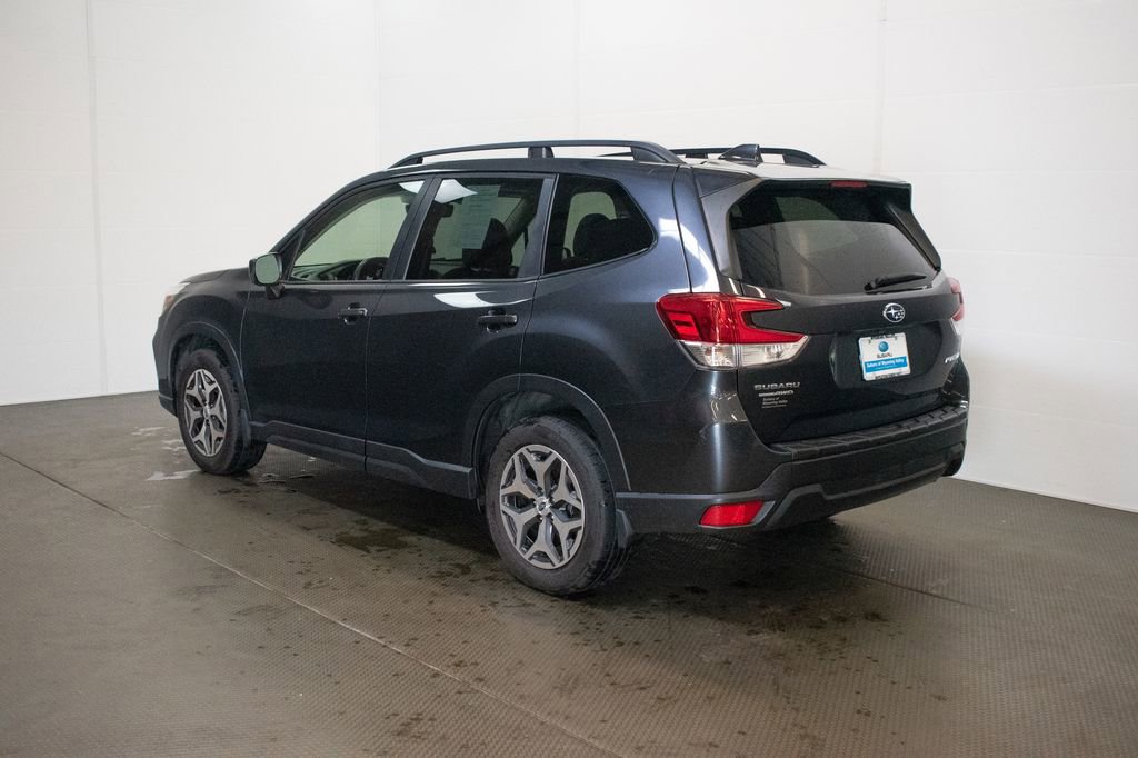Used 2019 Subaru Forester Premium w/ All-Weather Package AWD/4WD image 6