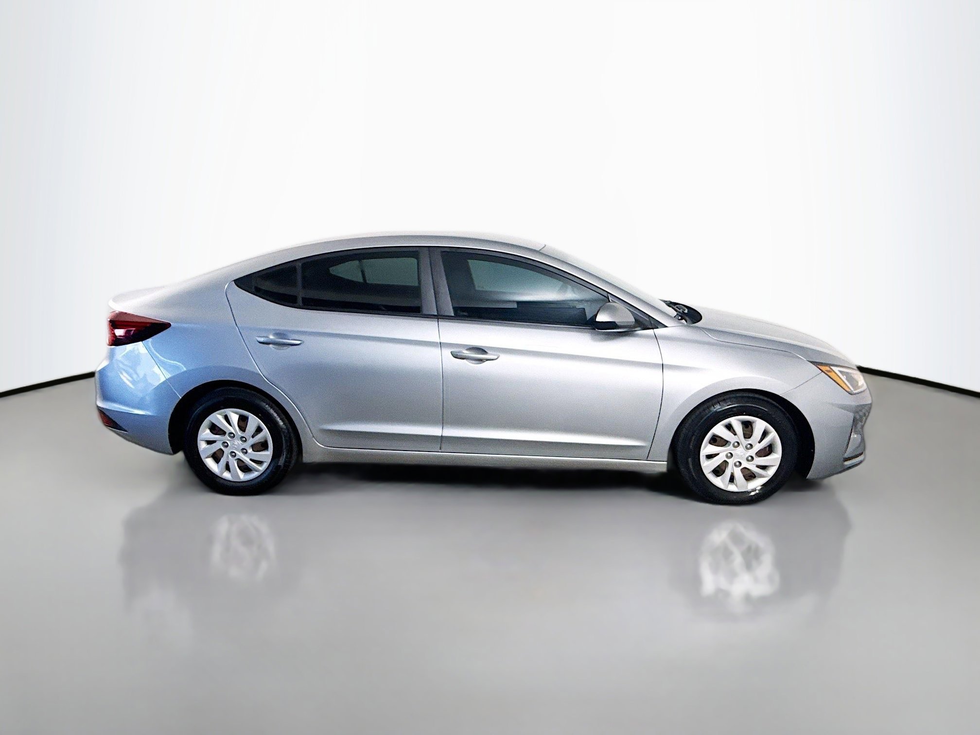 Used 2020 Hyundai Elantra SE image 11