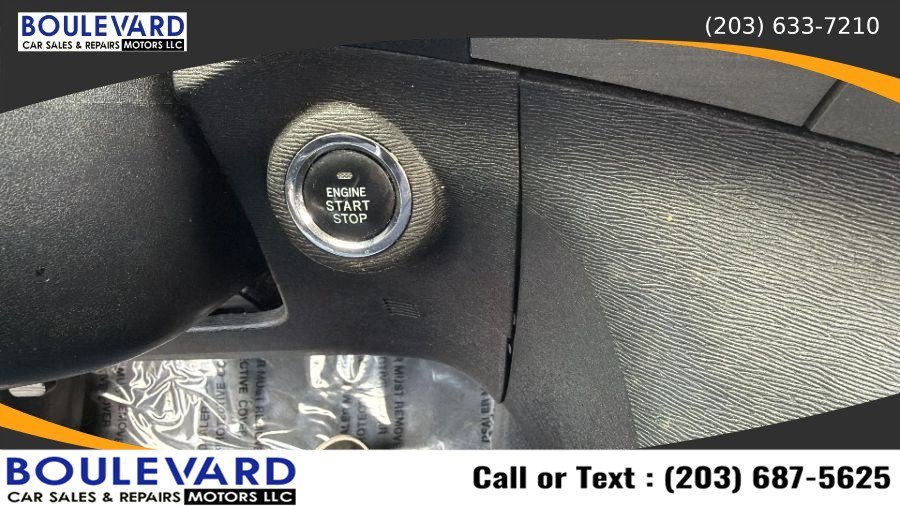 Used 2013 Toyota Venza XLE AWD/4WD image 19