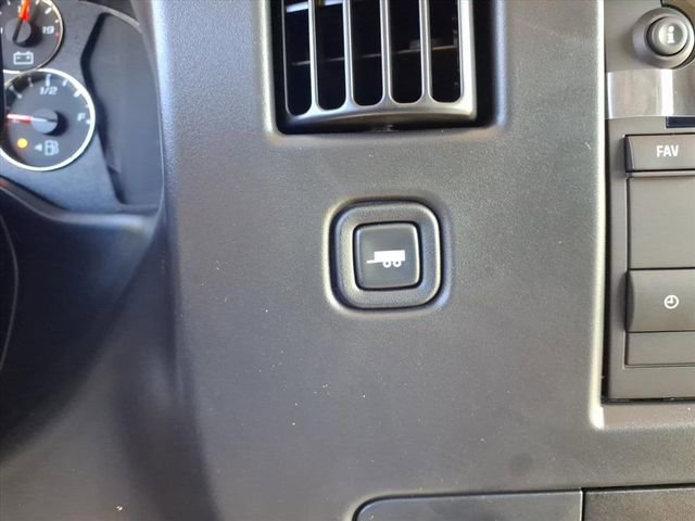 New 2025 GMC Savana 2500 w/ Enhanced Convenience Package RWD image 26