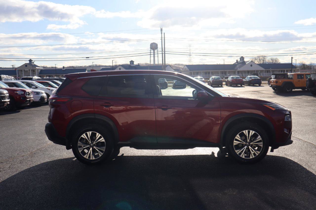 Used 2021 Nissan Rogue SV AWD/4WD image 7