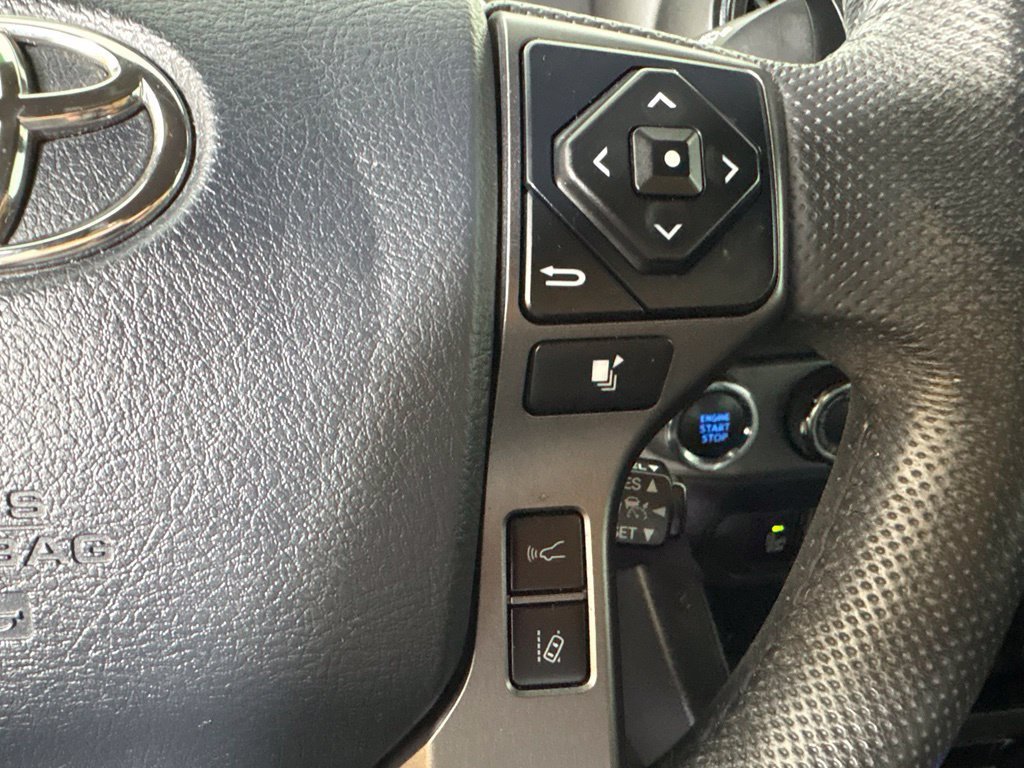 Used 2020 Toyota Tacoma TRD Sport w/ Technology Package AWD/4WD image 25