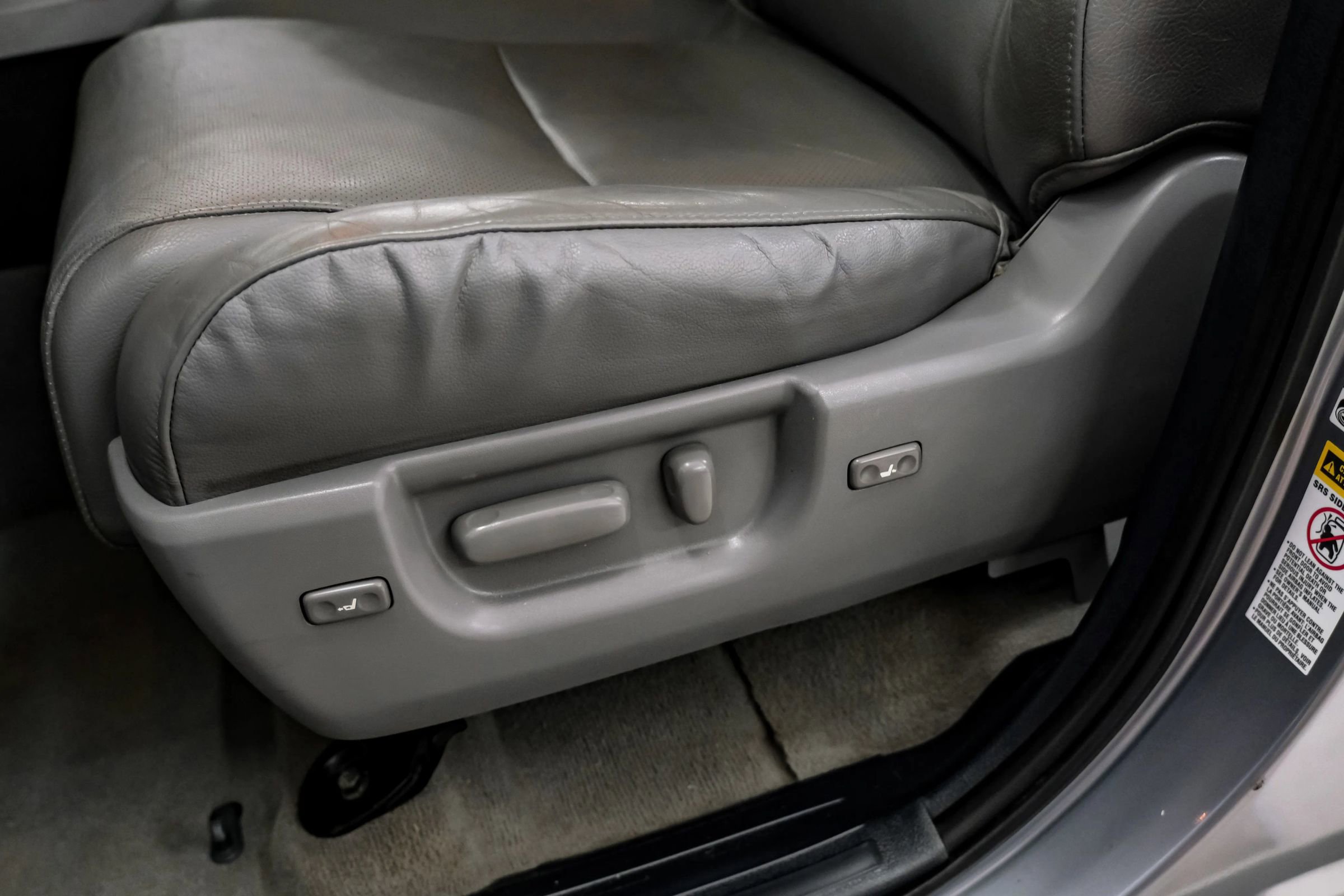 Used 2010 Toyota Tundra Limited AWD/4WD image 34