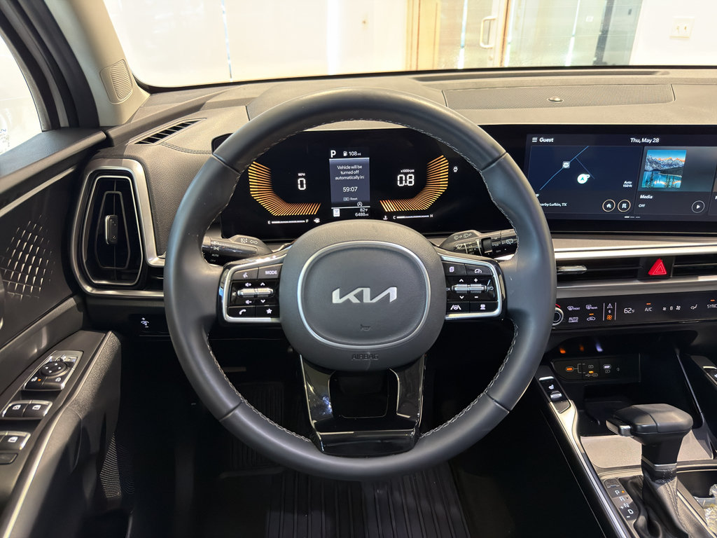 Used 2025 Kia Sorento S w/ Panoramic Sunroof Package FWD image 15
