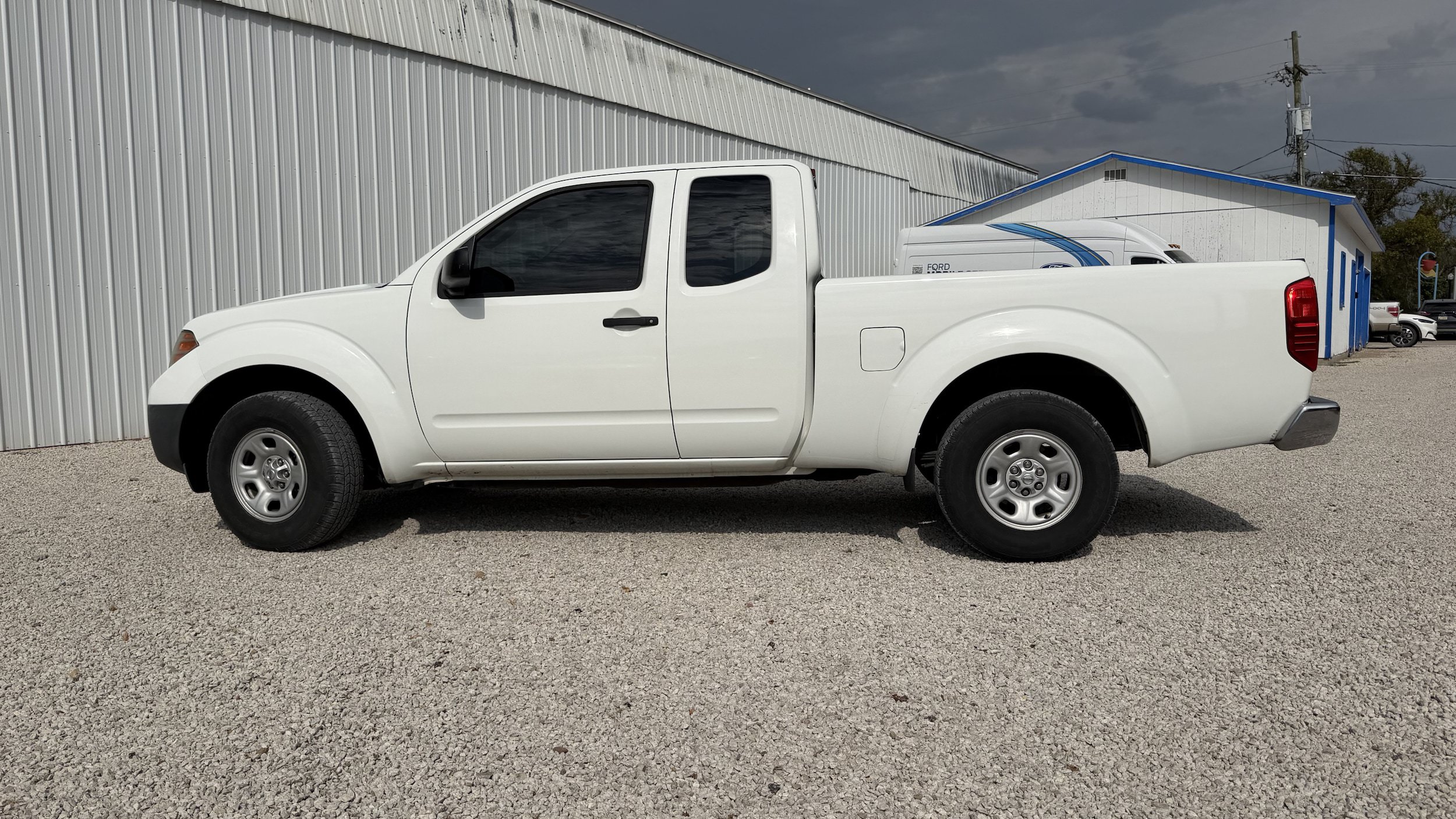 Used 2014 Nissan Frontier S w/ S Preferred Package RWD image 7
