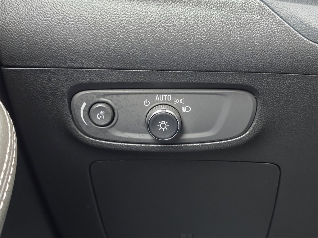 Certified 2024 Buick Encore GX Sport Touring w/ Comfort Package image 16