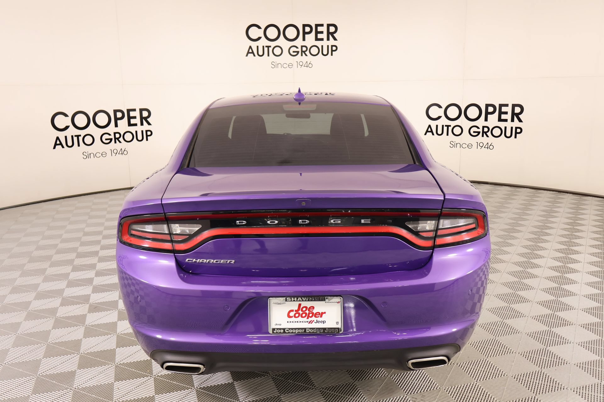 Used 2023 Dodge Charger SXT w/ Cold Weather Package RWD image 21