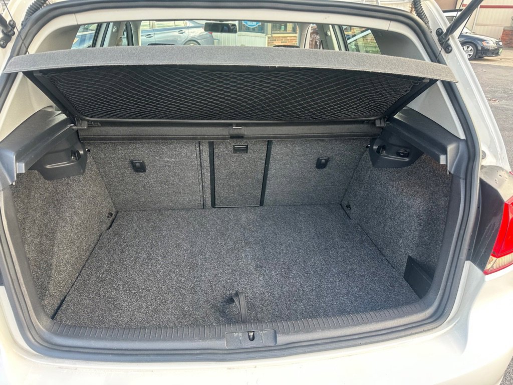 Used 2013 Volkswagen Golf TDI image 29