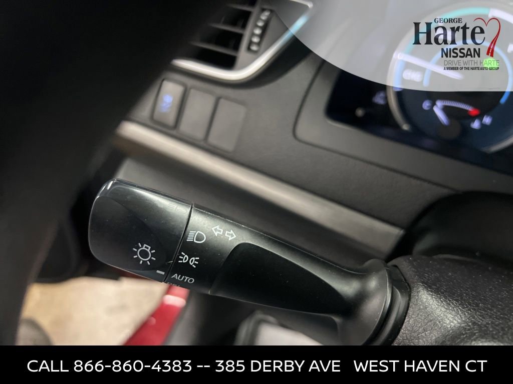 Used 2017 Toyota Camry LE image 49